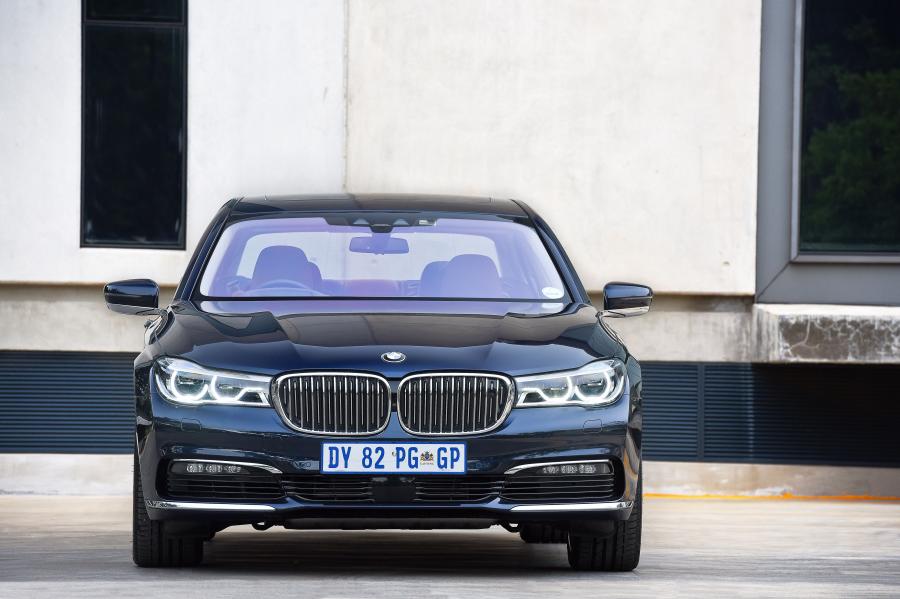  BMW 730d 2016 года  (ZA) (фото 17 из 30)
